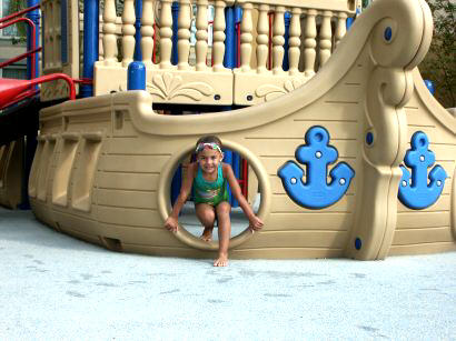 Brinn on kids boat