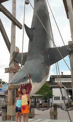 Jaws!  And I'm not talking about Maddy!