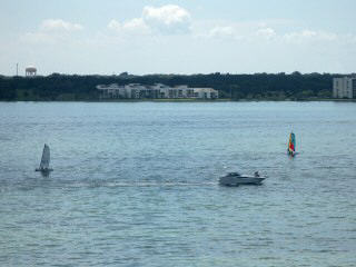 Many boats and sailboats around