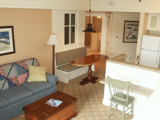 BCV Livingroom, dining and kitchen area