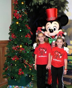 MVMCP - Holiday Mickey